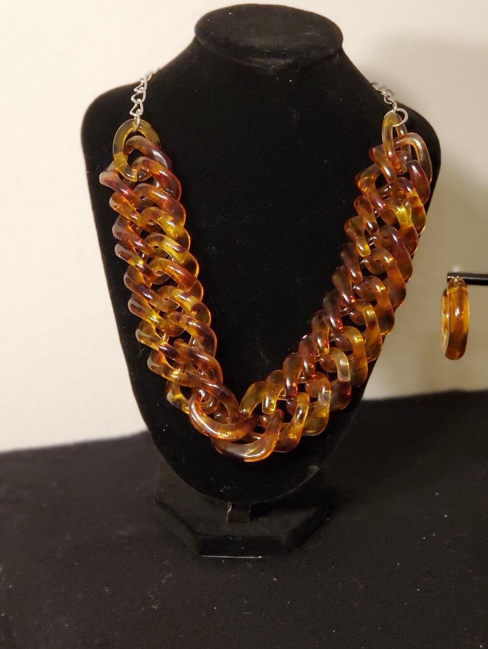 New Amber & Espresso Tortoise Shell Necklace And Matching Earrings Set